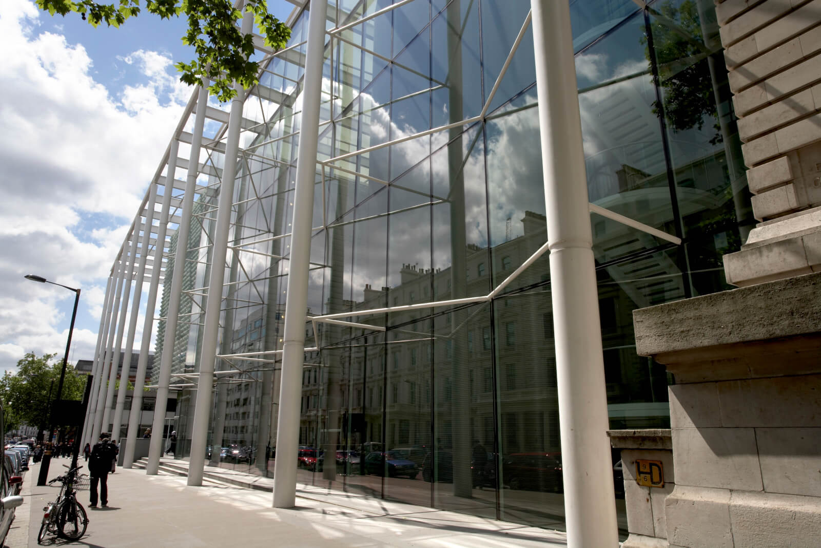 Tanaka Business School