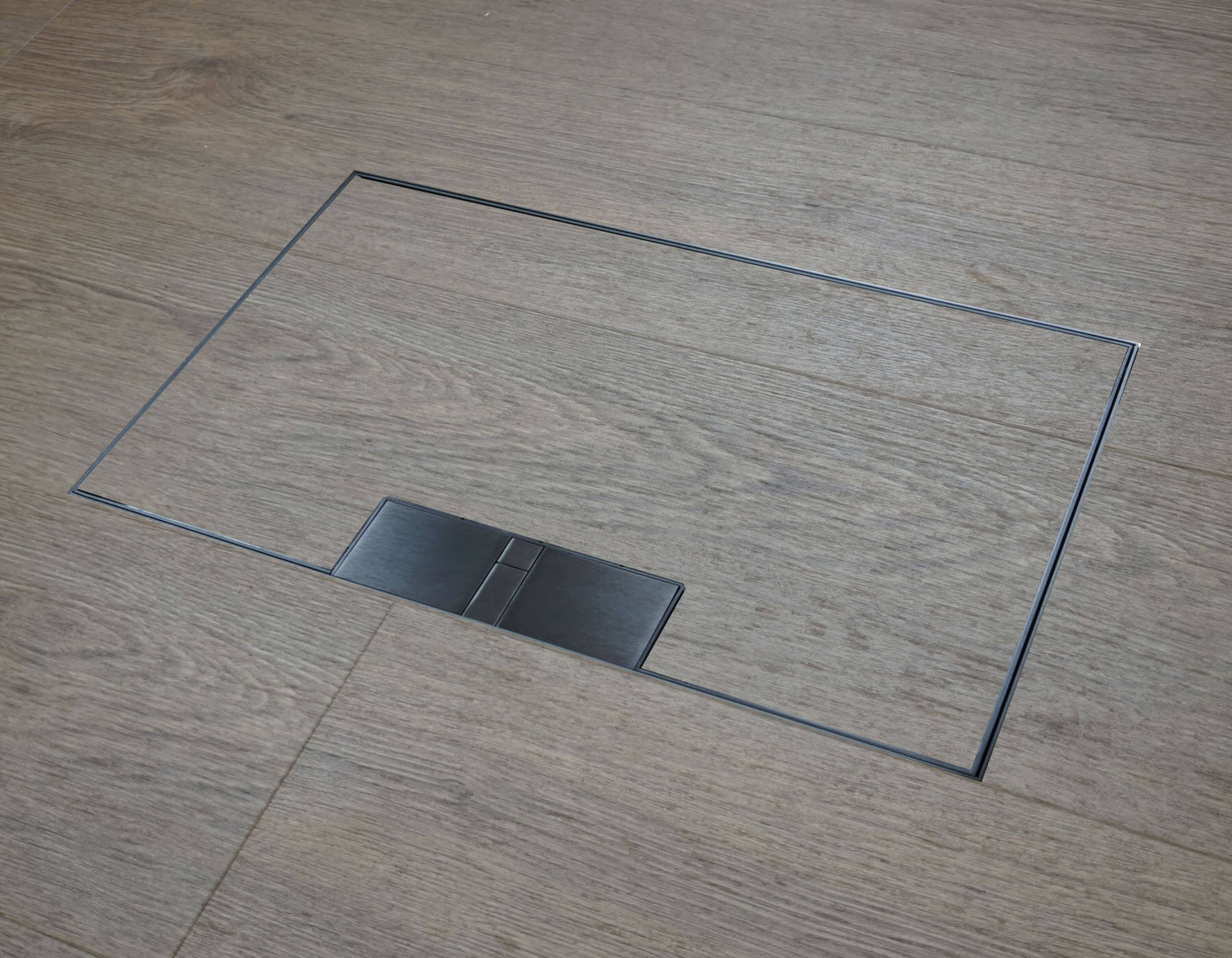 minima floorbox